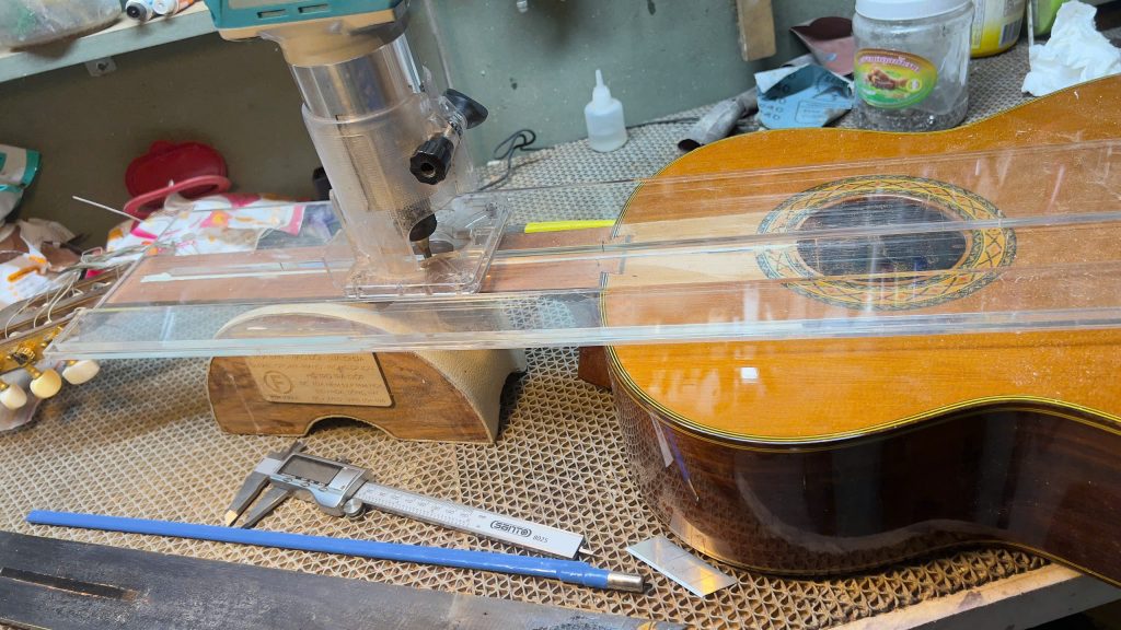 Thay Ty Guitar Lắp Ty Đàn Guitar Biên Hòa – Dịch Vụ Chuyên Nghiệp tại FO Music