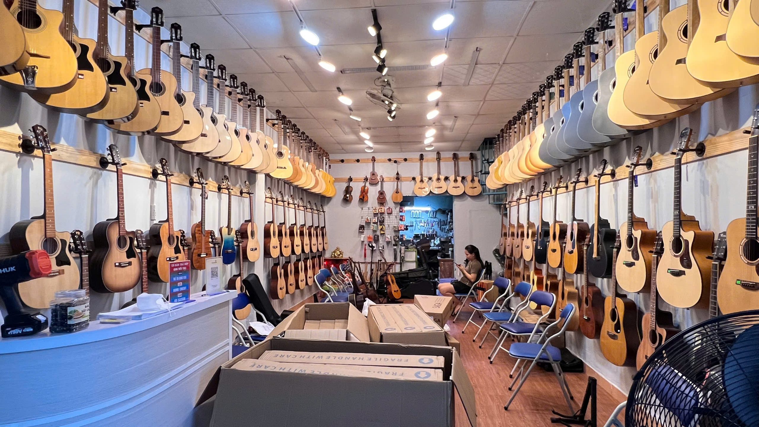 lắp ráp EQ đàn guitar Biên Hòa Đồng Nai